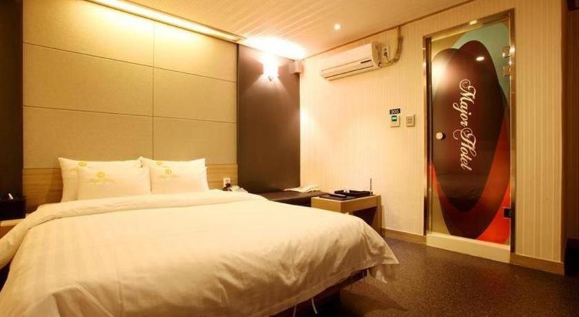 Major Hotel