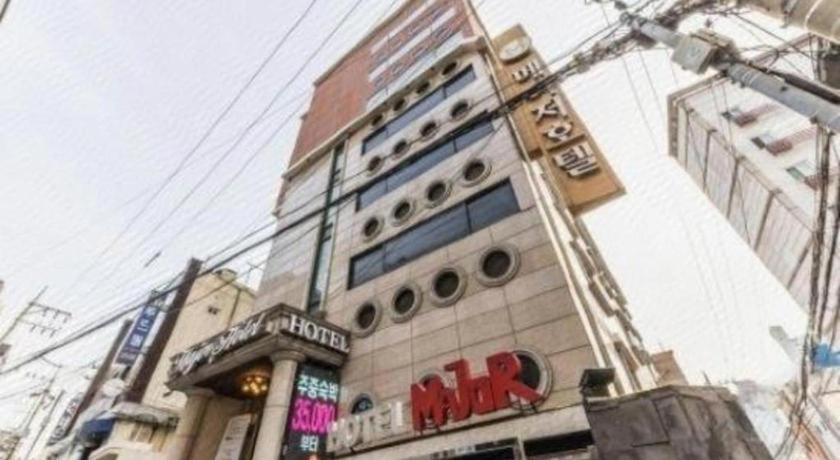Major Hotel