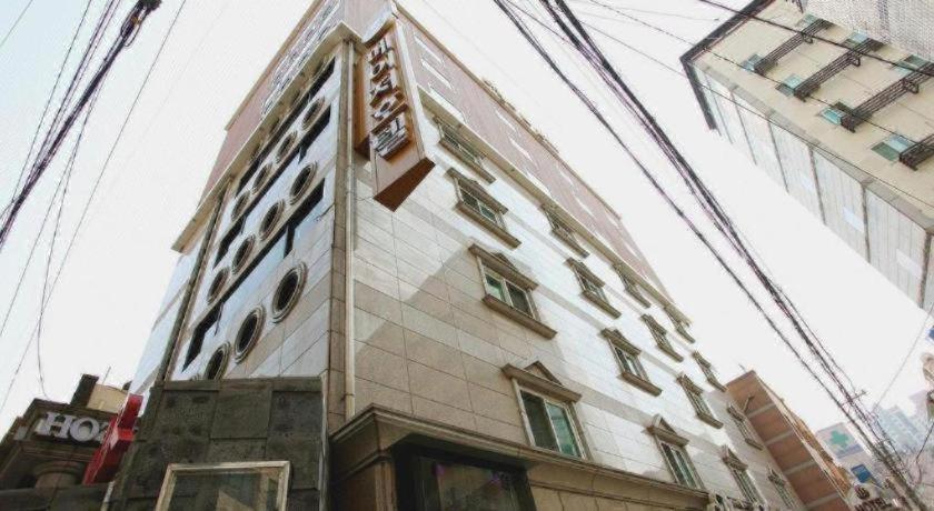 Major Hotel