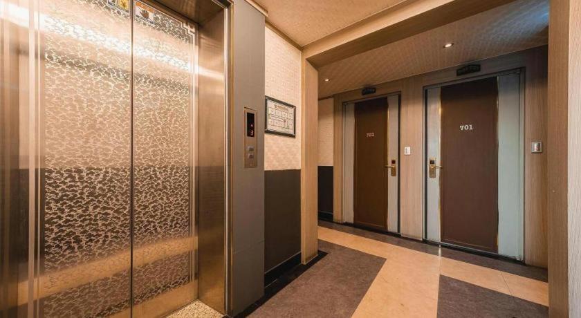 Major Hotel