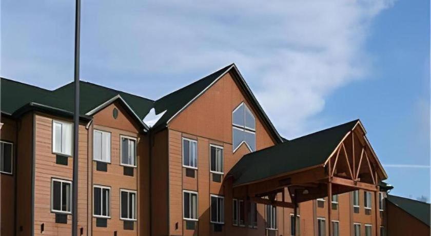 Holiday Inn Express Munising-Lakeview Hotel By IHG view 4