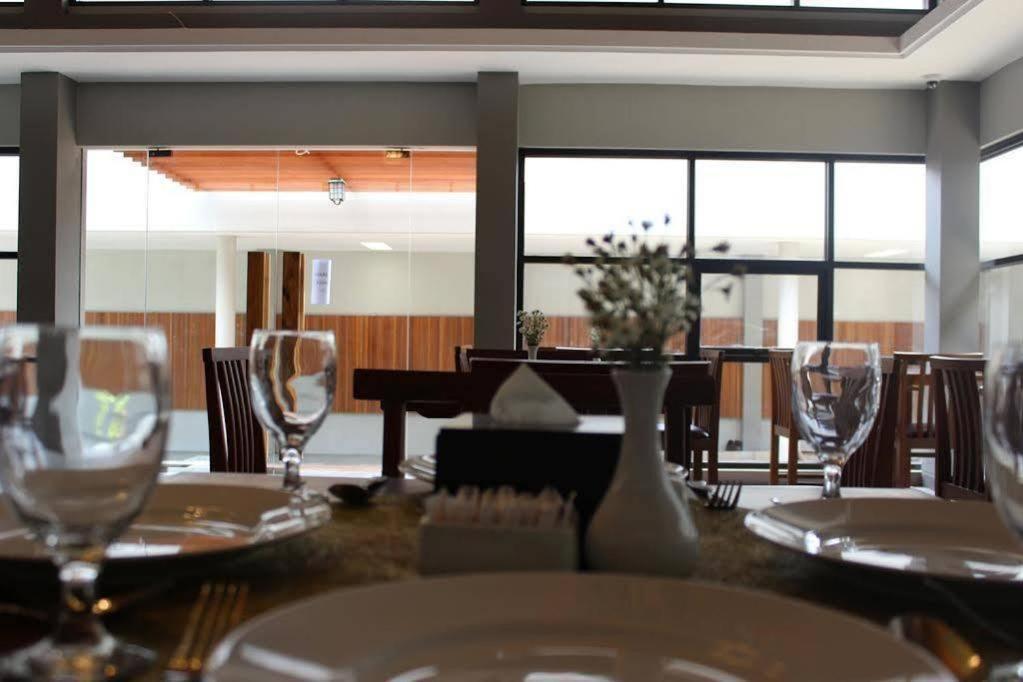 Grand Laguna Hotel & Villa - Image 3