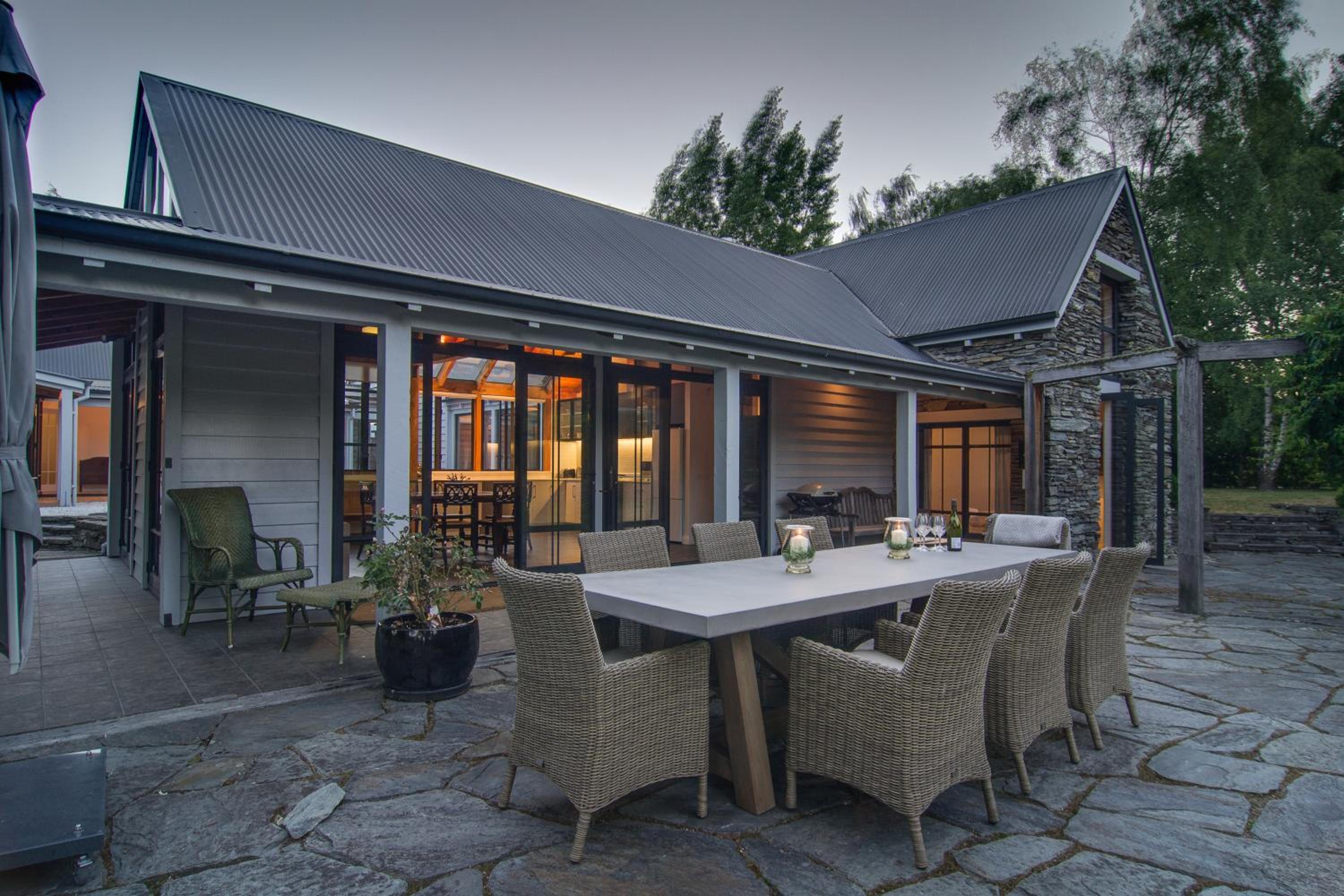 Taramea Arrowtown by Sotheby's Luxury Rental Homes view 5