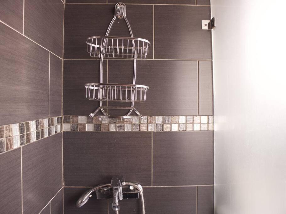 Encantador Apartamento con agua caliente