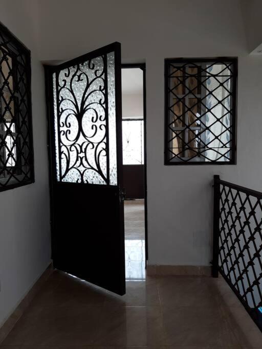 Encantador Apartamento con agua caliente