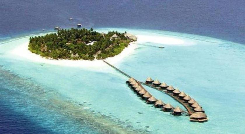 Angaga Island Resort and Spa