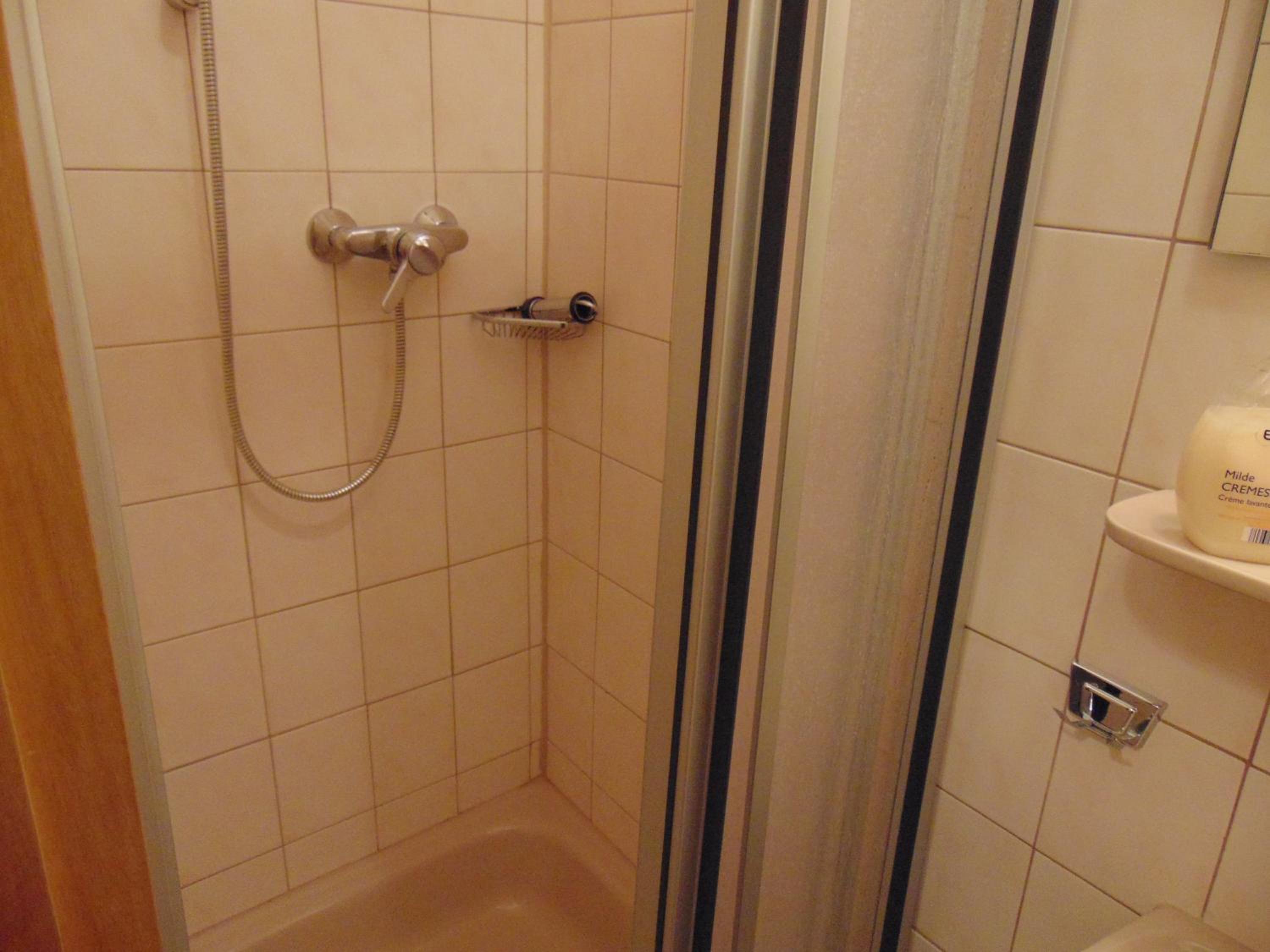 Photo 42