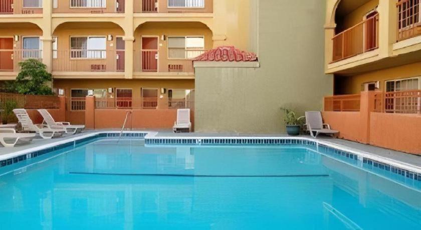 Hotel Solaire Los Angeles