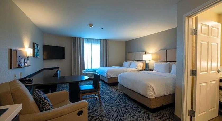 Candlewood Suites Saint Joseph view 2
