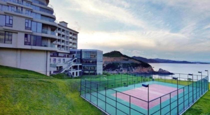 New Century Resort Wenzhou Golden Coast