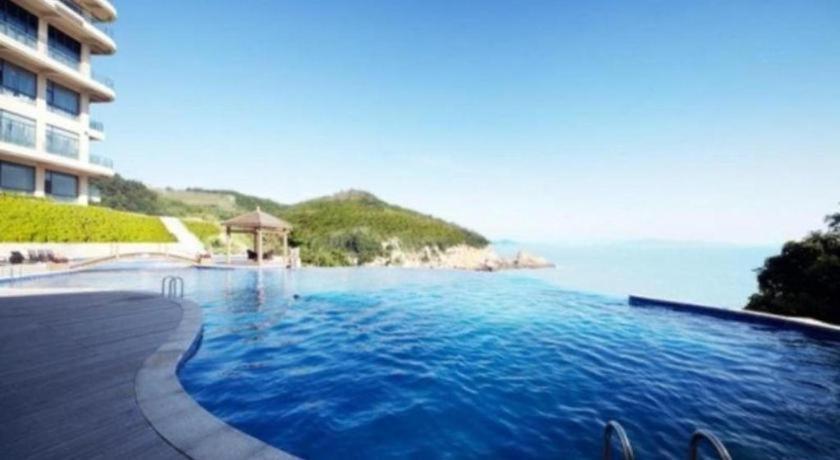 New Century Resort Wenzhou Golden Coast