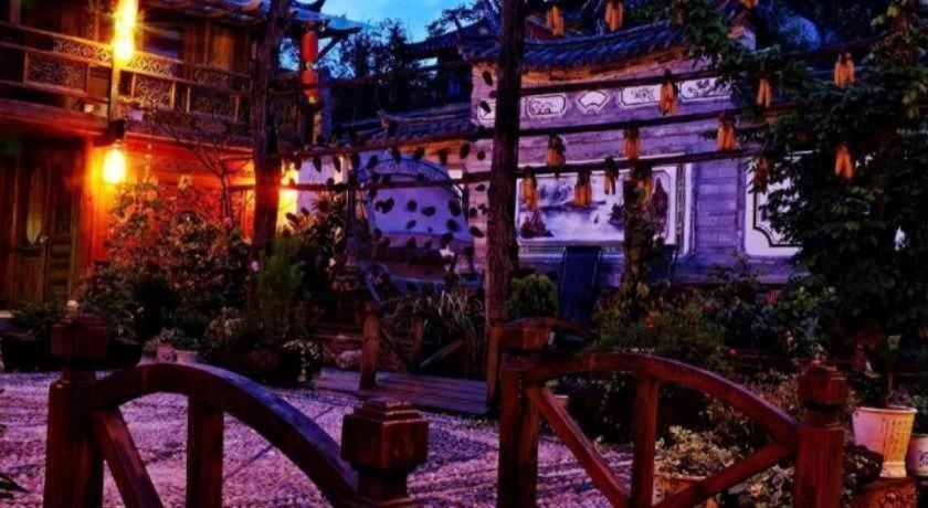 Lijiang Baisha Holiday Resort