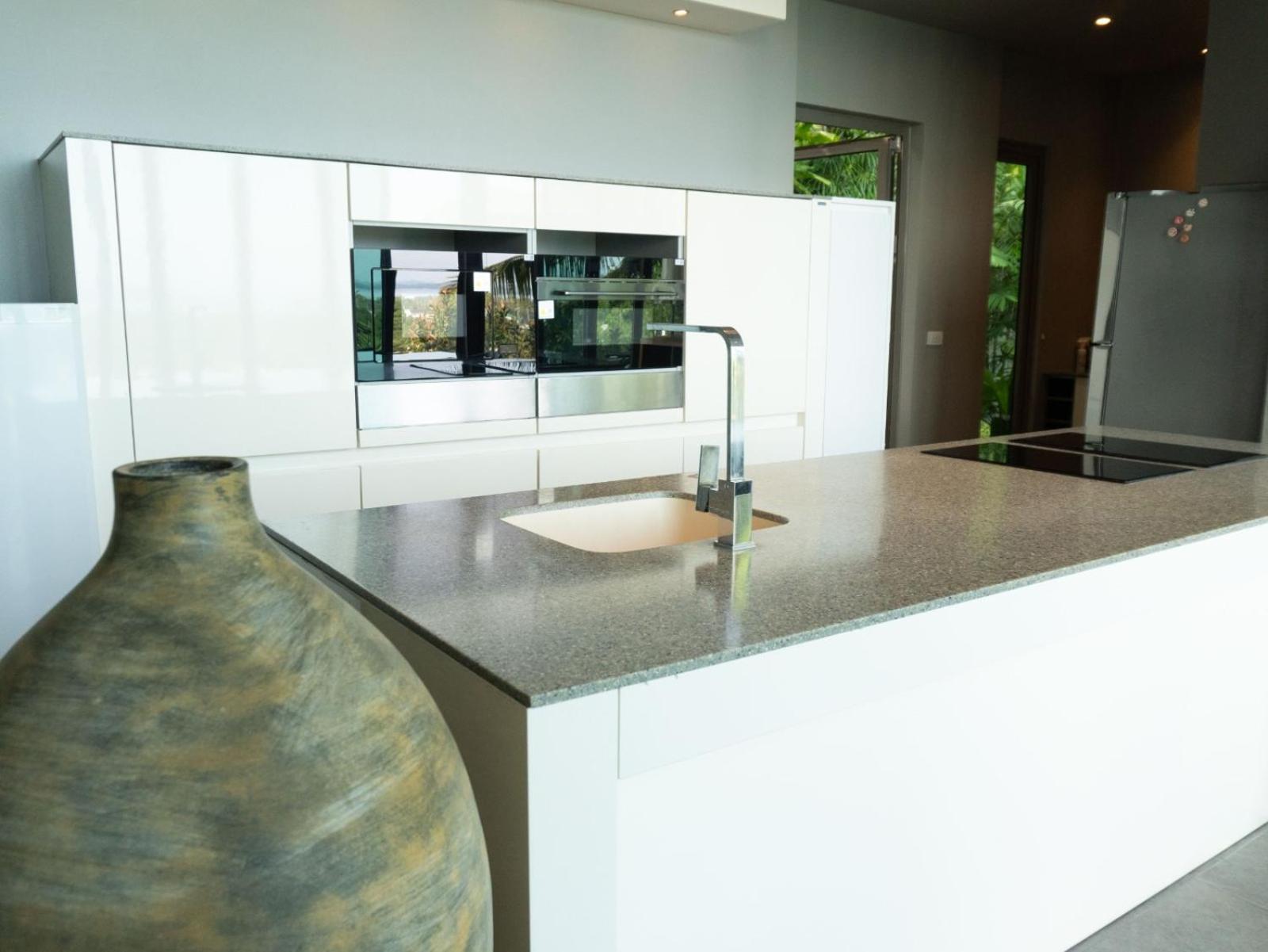 Luxury Private 2XPool Villa And Sea View - 884M2 4 Bedrooms 8 People