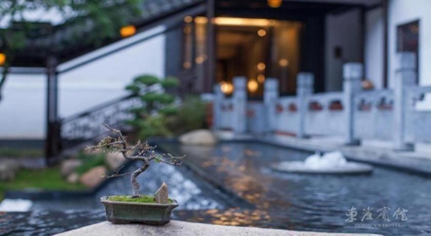 Dongya Hotel