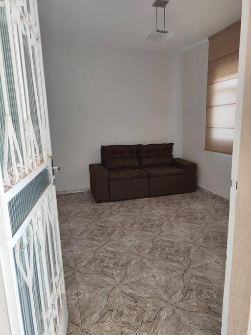 Linda casa completa e espaçosa 3 quartos