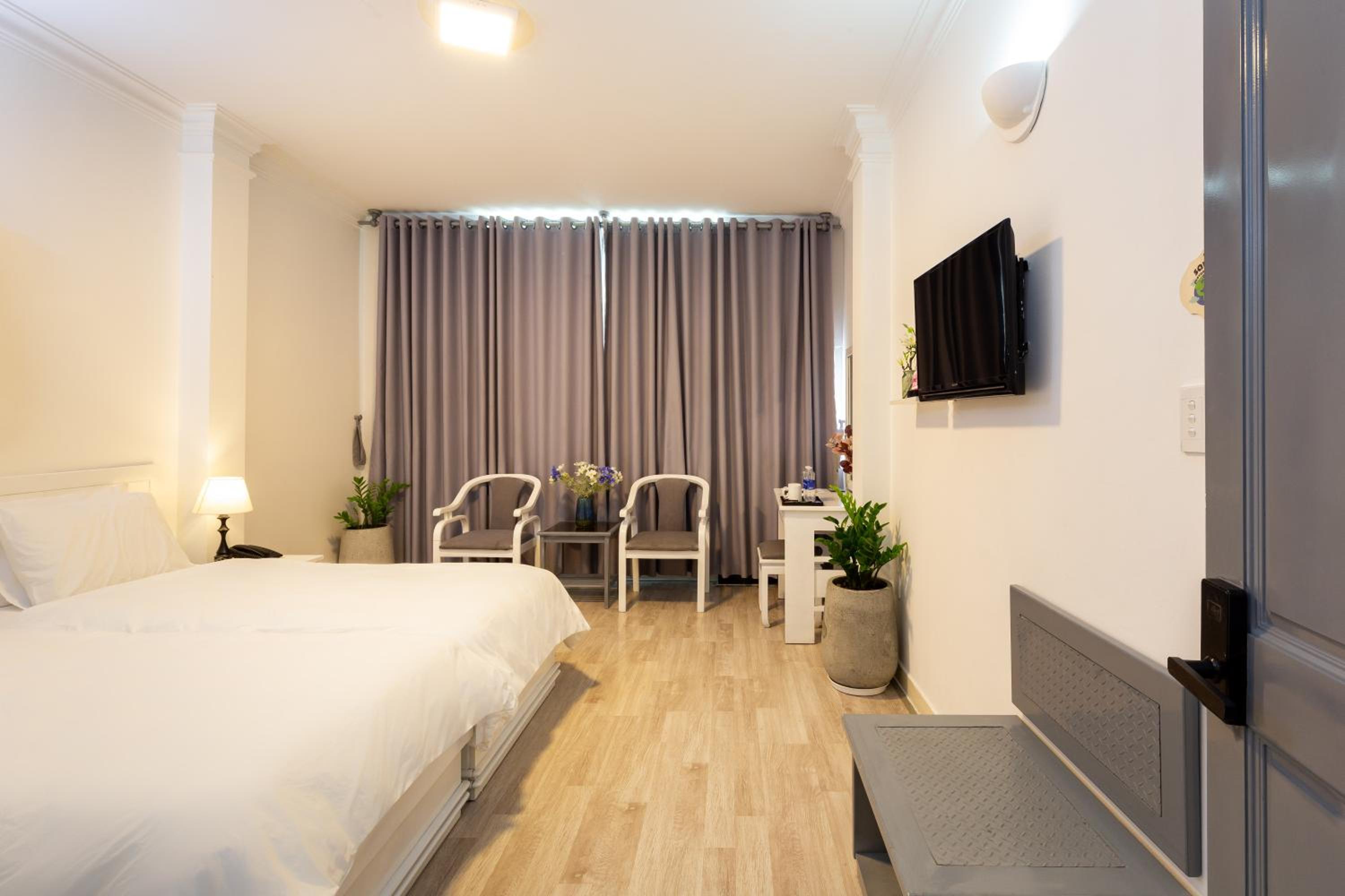 OYO Liwe Hotel