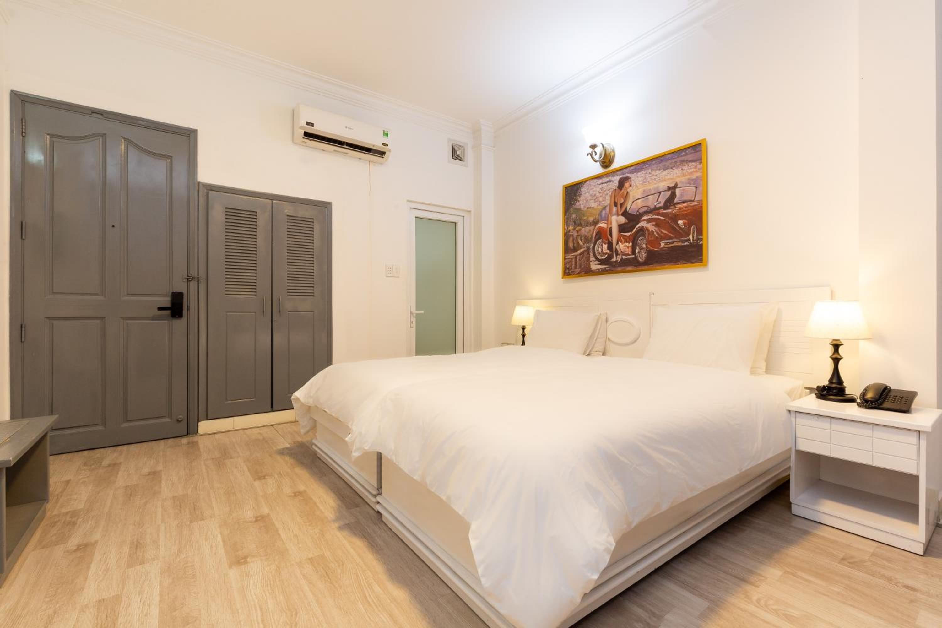 OYO Liwe Hotel