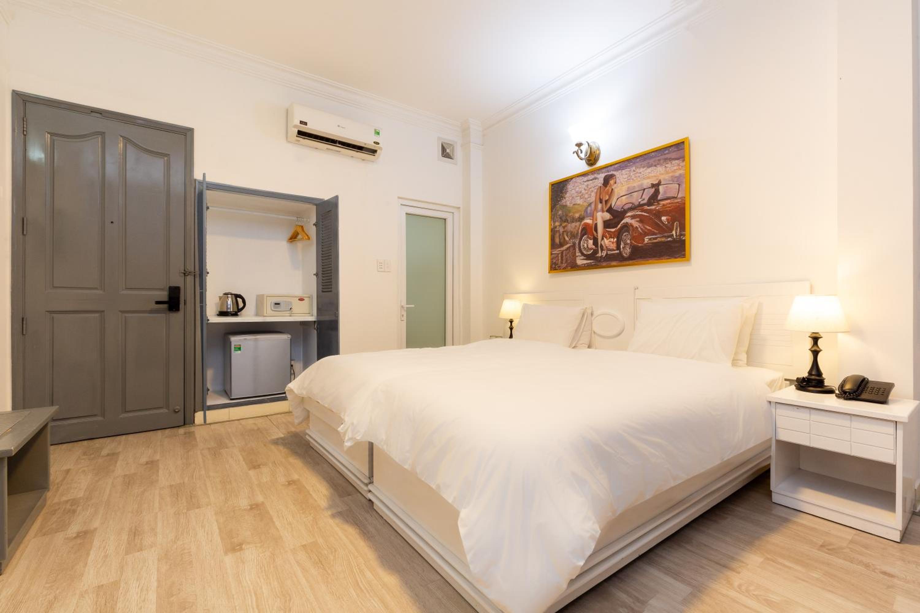 OYO Liwe Hotel