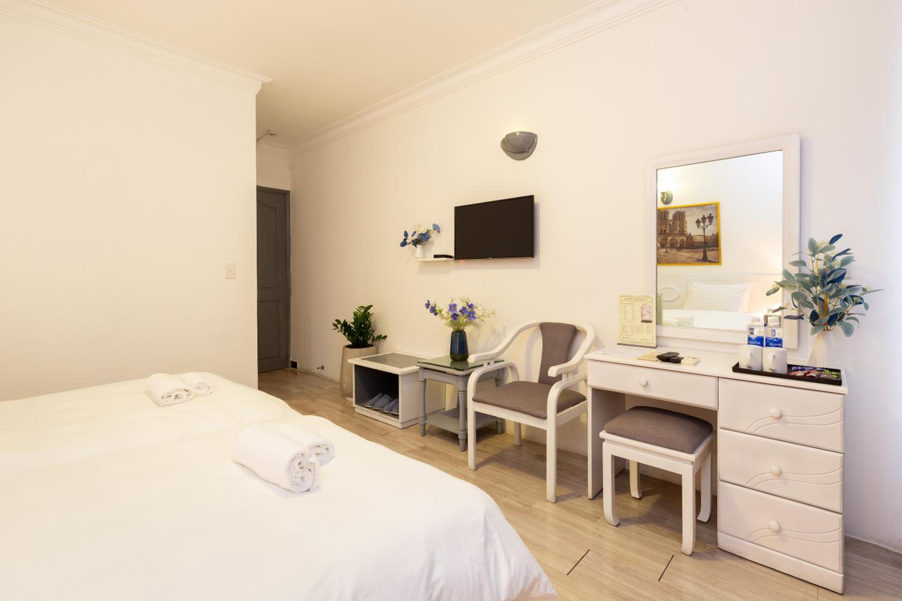 OYO Liwe Hotel