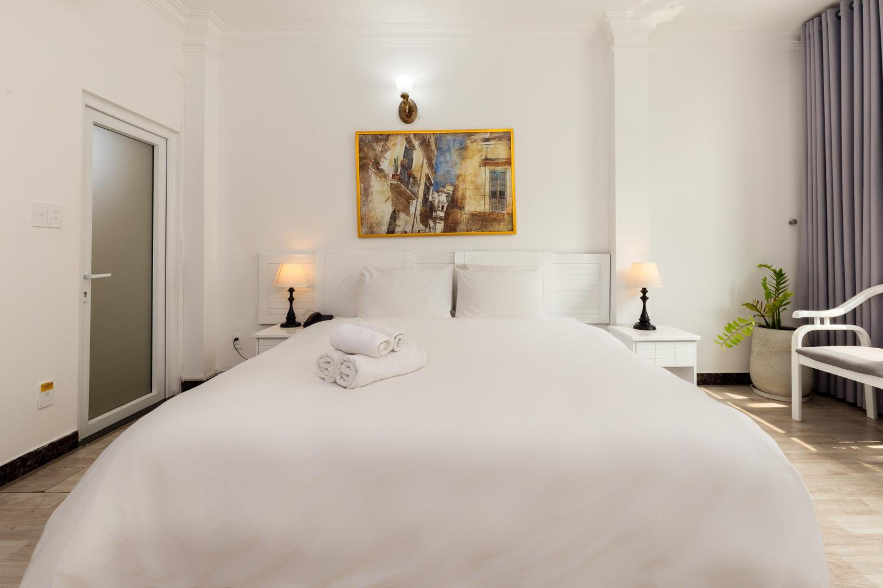 OYO Liwe Hotel