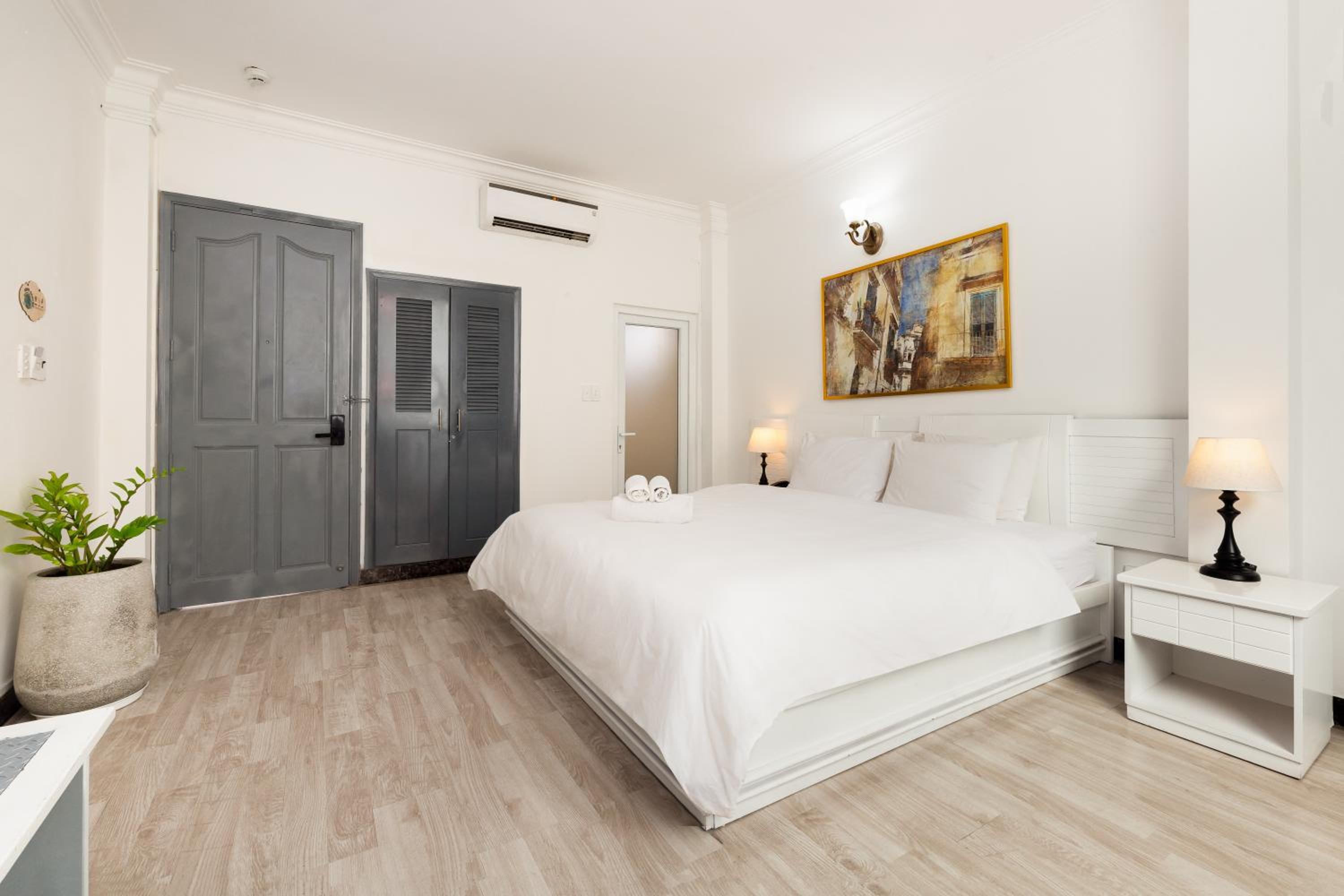 OYO Liwe Hotel