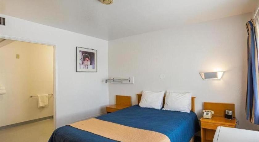 FairBridge Inn Moscow