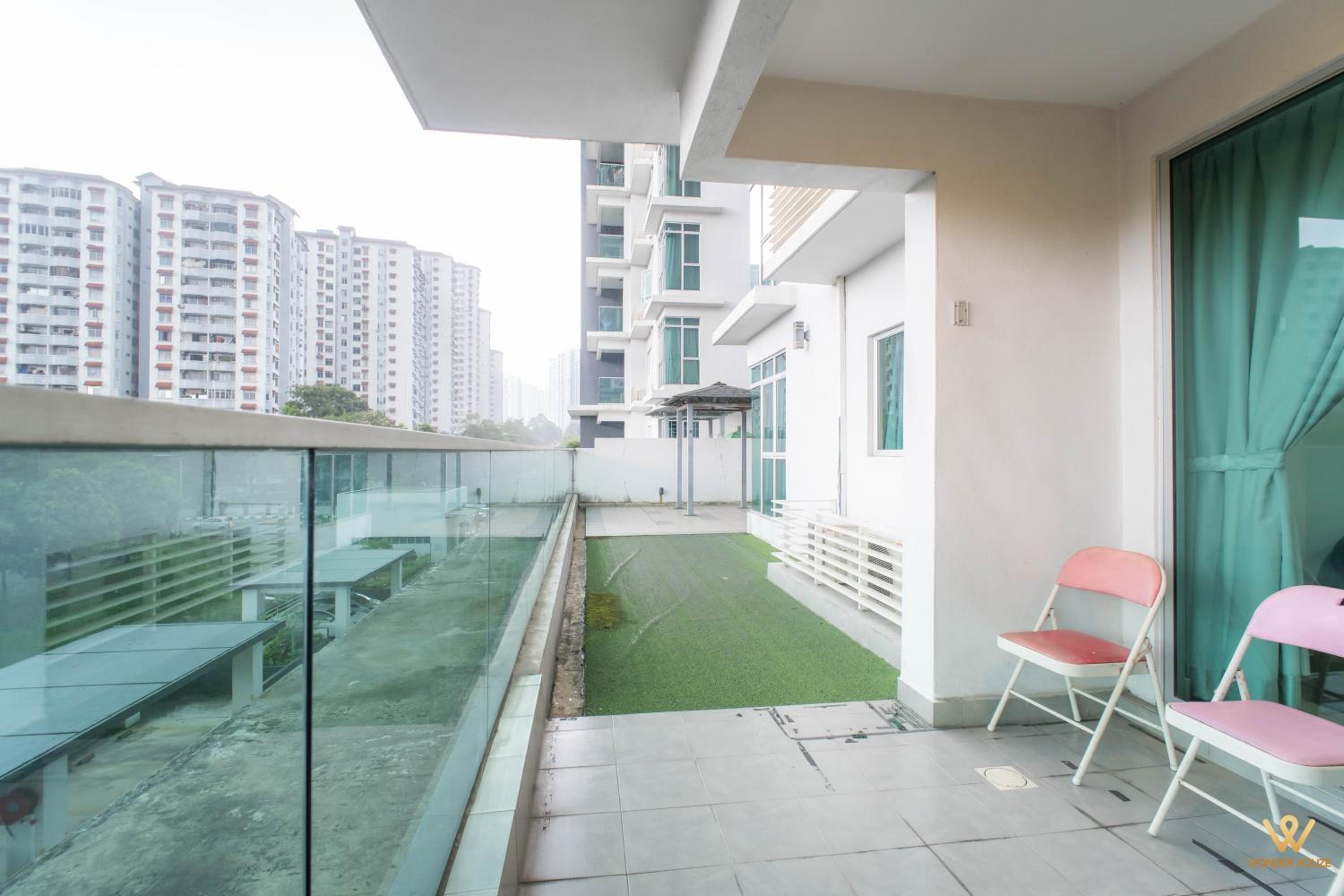 Cozy Stay for 6 pax at Kiara 2 near Pavilion Bukit Jalil