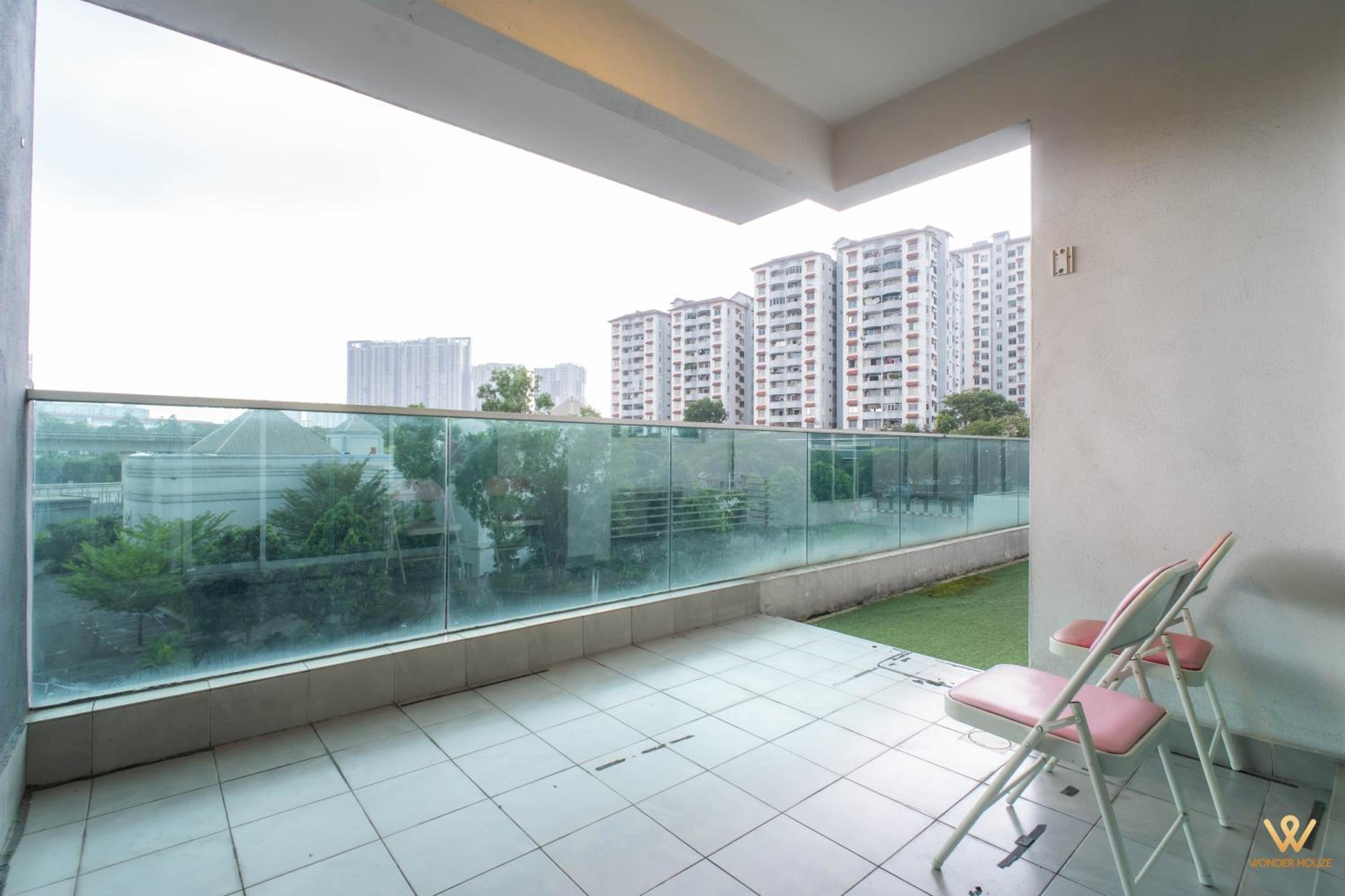 Cozy Stay for 6 pax at Kiara 2 near Pavilion Bukit Jalil