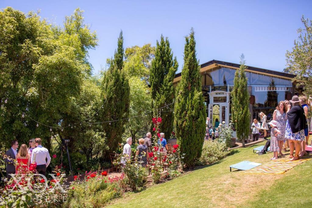 Casita Vista Waiheke Beaches Vines Children Pets