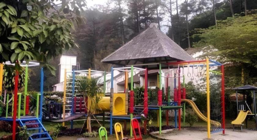 Pines Garden Resort