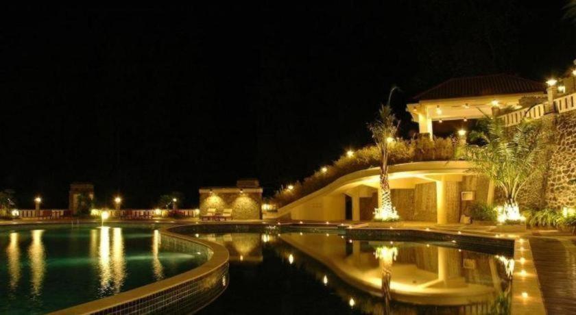 Pines Garden Resort