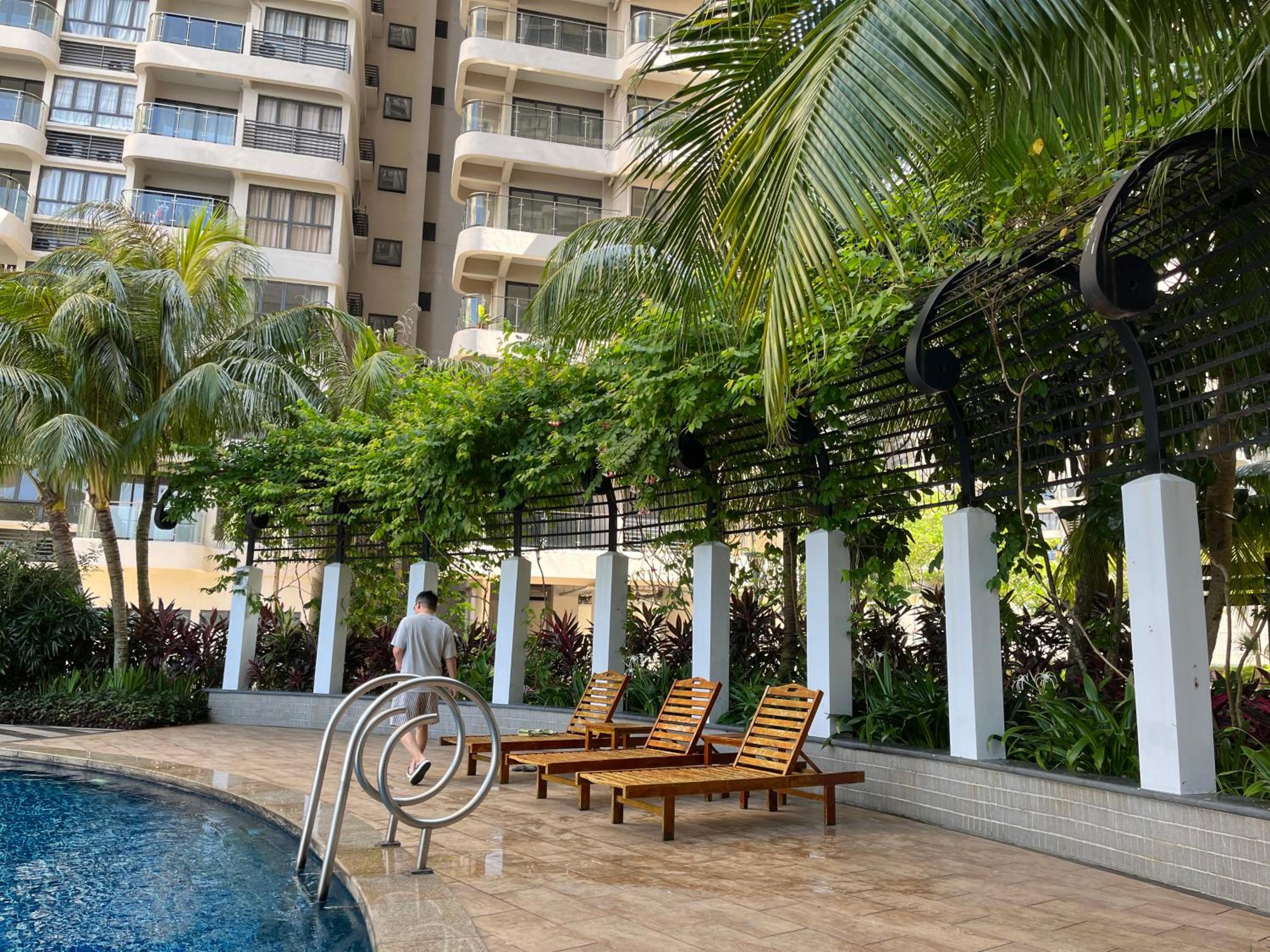 Astonishing Ocean View 4 Bedroom Huge Balcony 2 Car Park