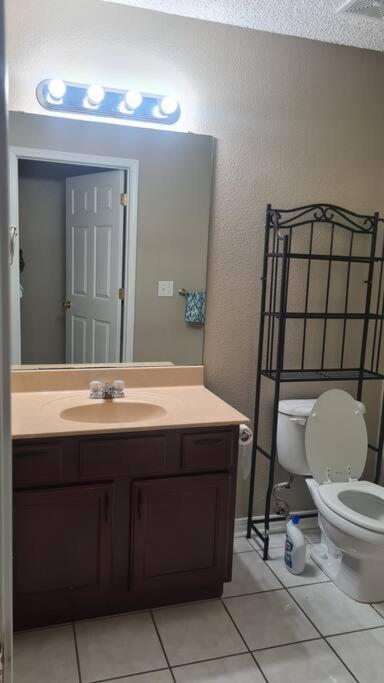 3BR Family Home Near NAS Pensacola view 5