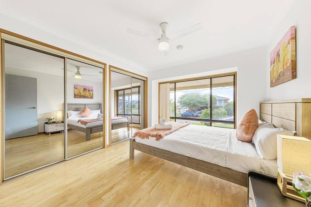 Long Jetty Waterfront Guest House