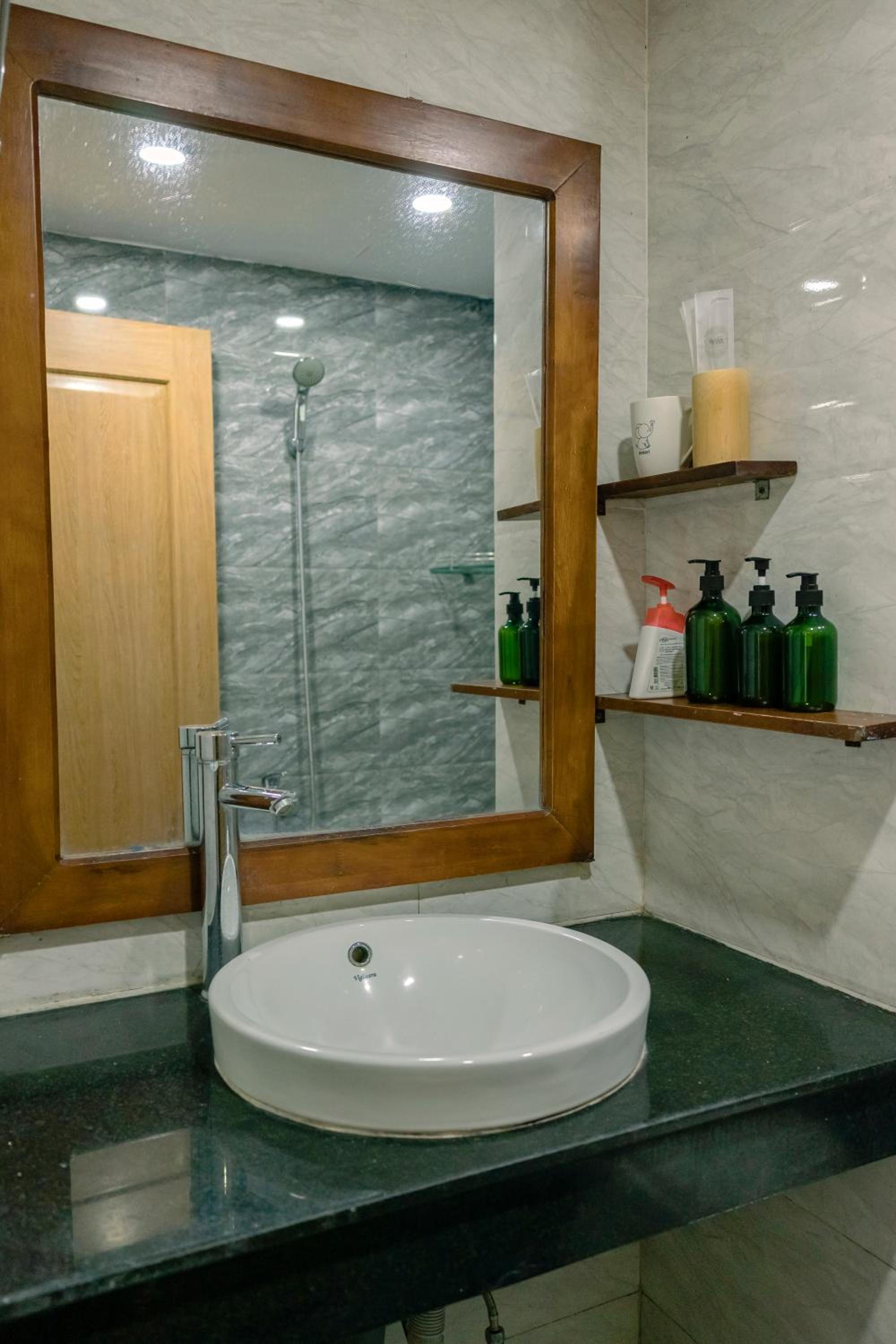 Sóng Homestay - 2BR apartment by Mỹ Khê Beach