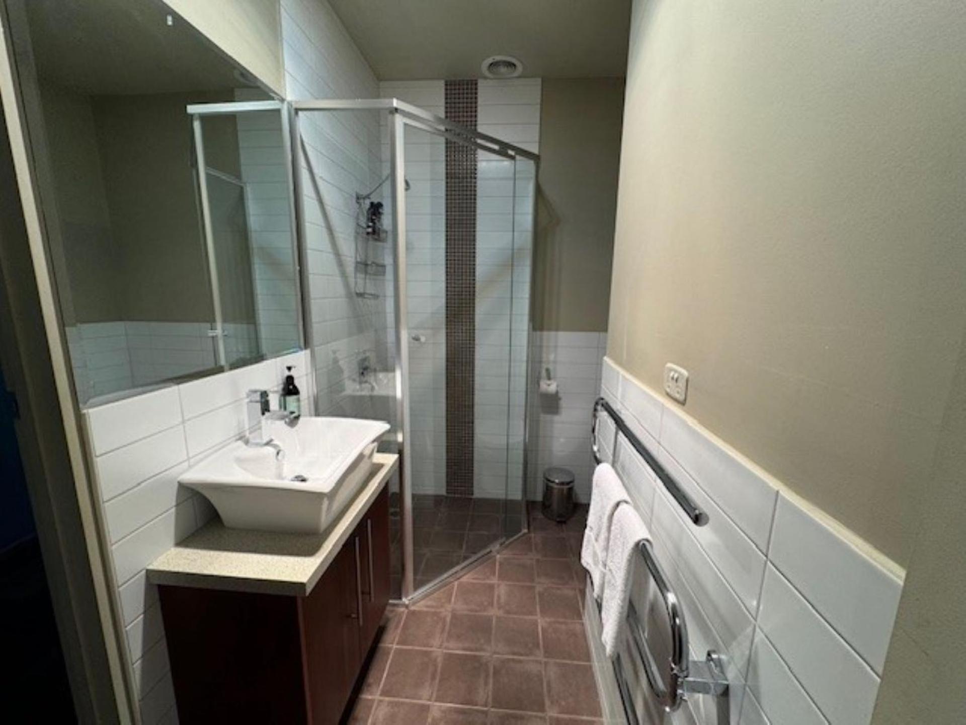 Unit 6 Centenary Park Townhouse