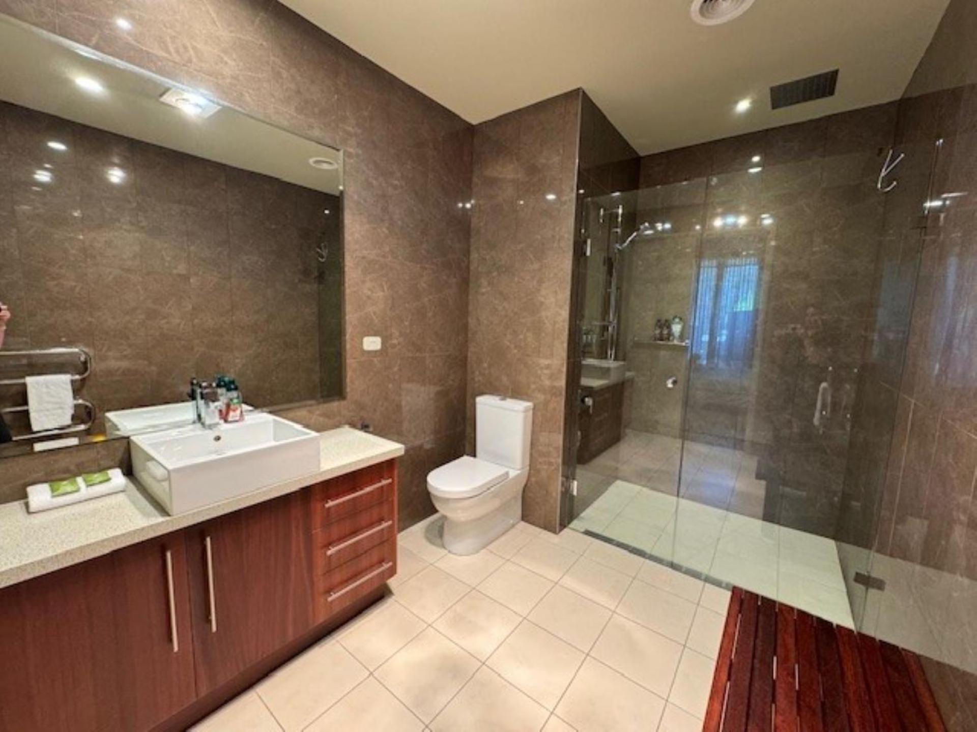 Unit 6 Centenary Park Townhouse