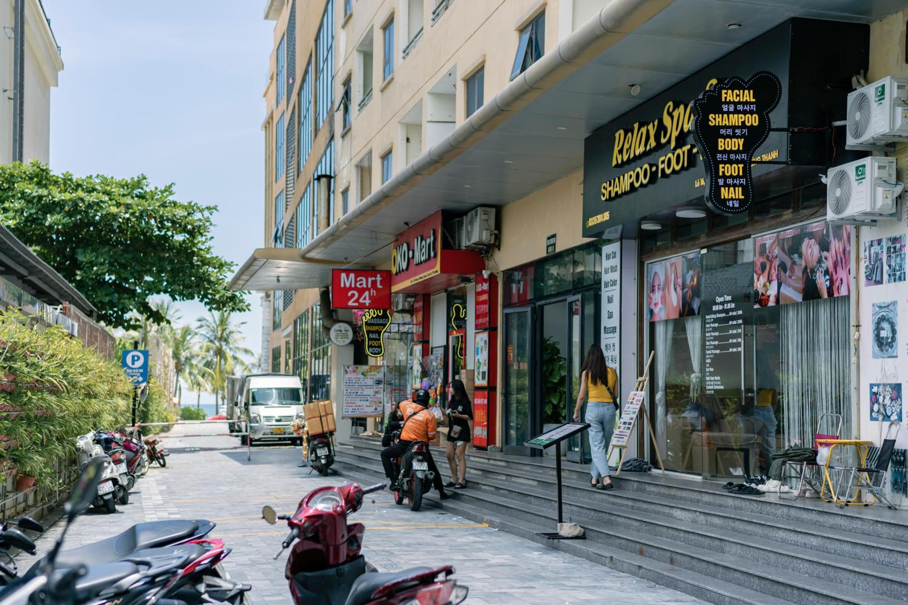Sóng Homestay - 2BR apartment by Mỹ Khê Beach