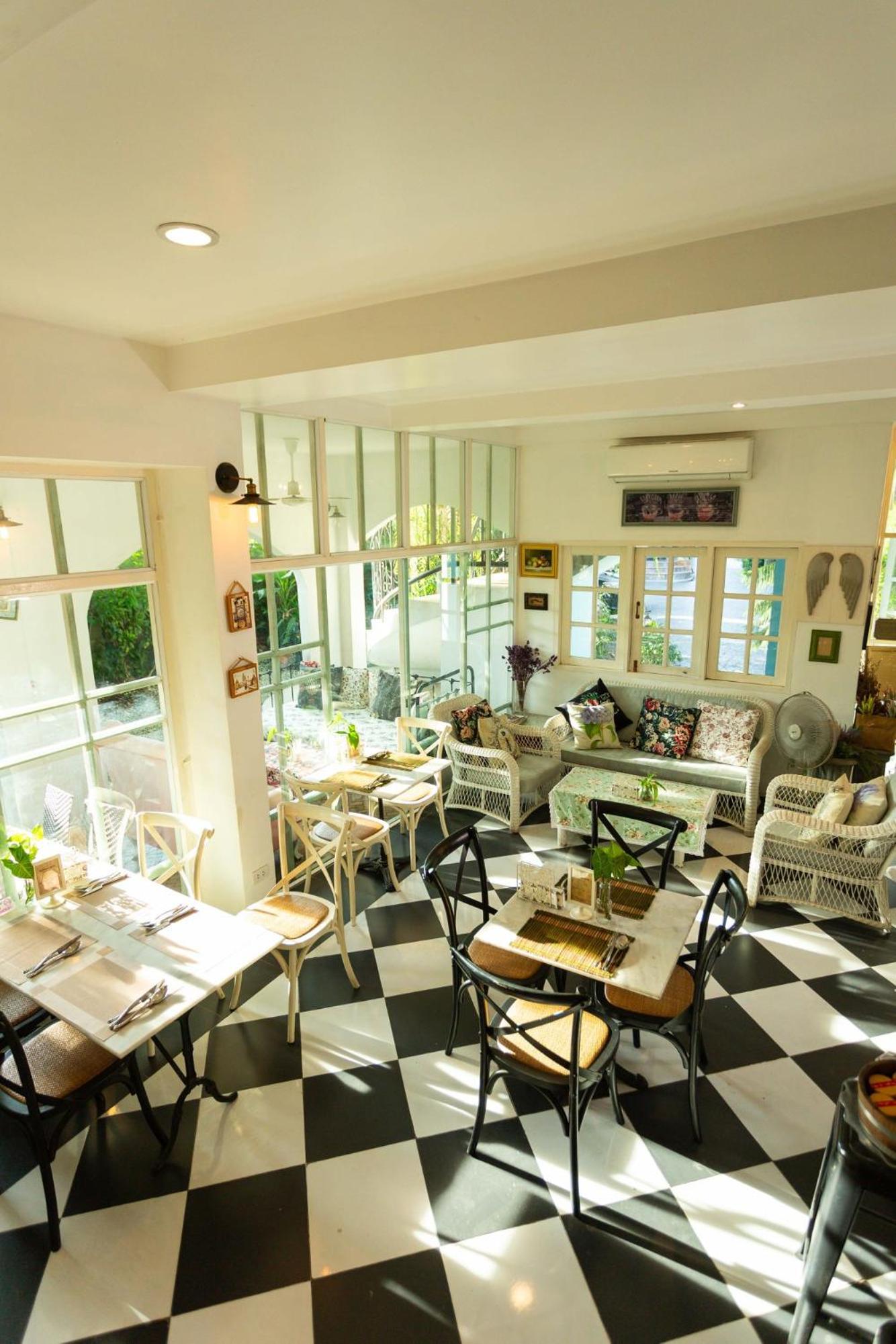 Nai Suan Bed and Breakfast