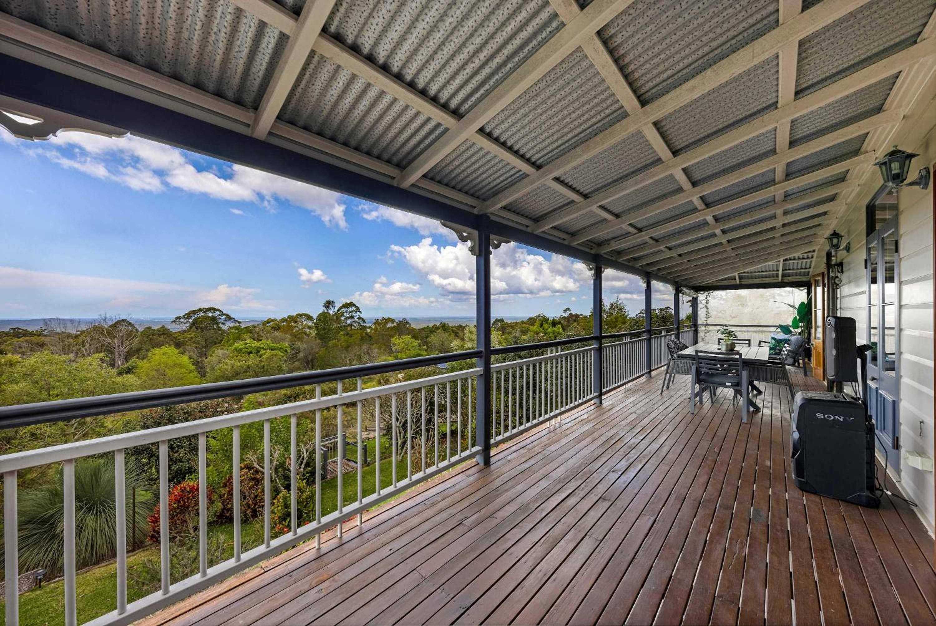 50kms of stunning ocean & hinterland views with pool