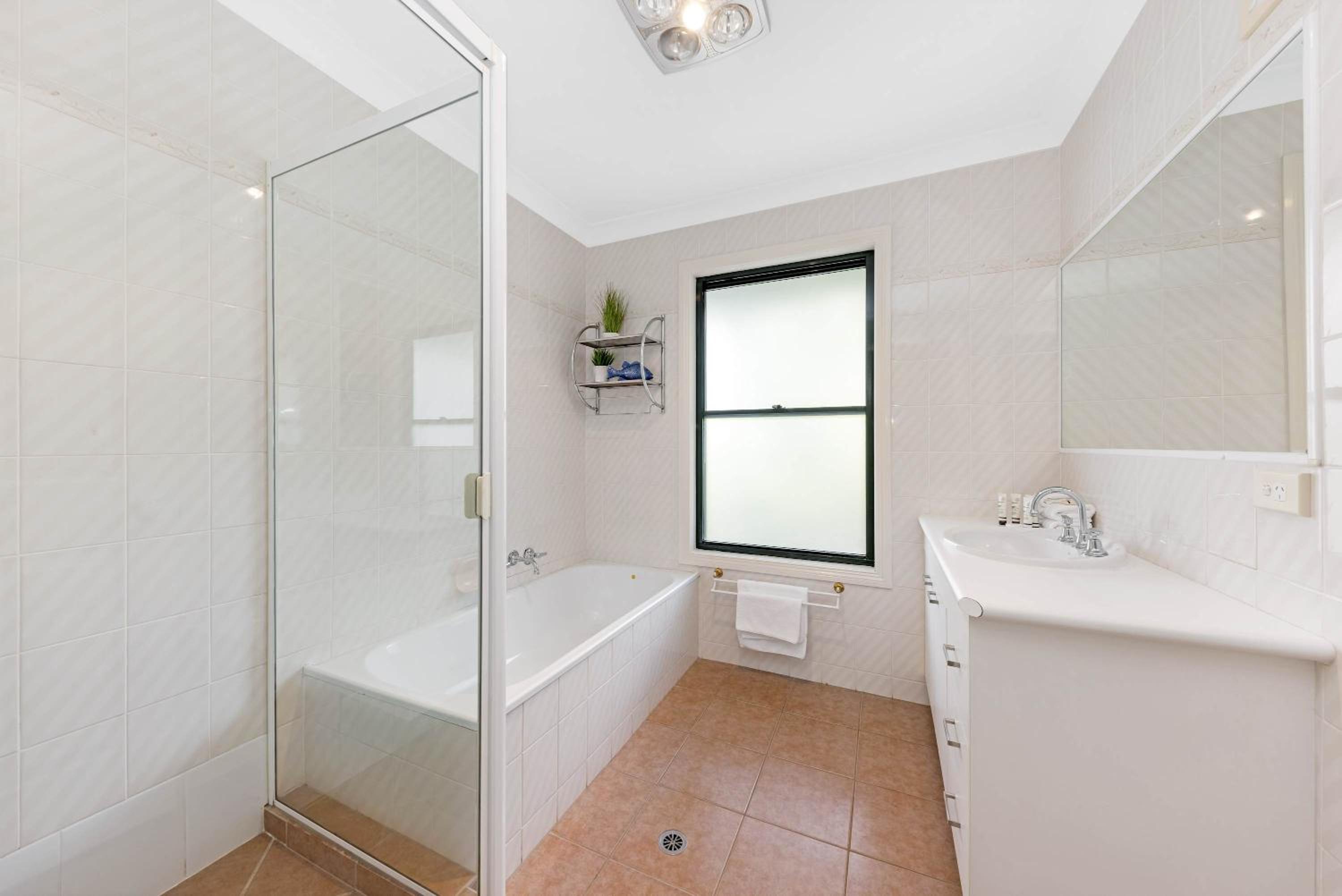 50kms of stunning ocean & hinterland views with pool