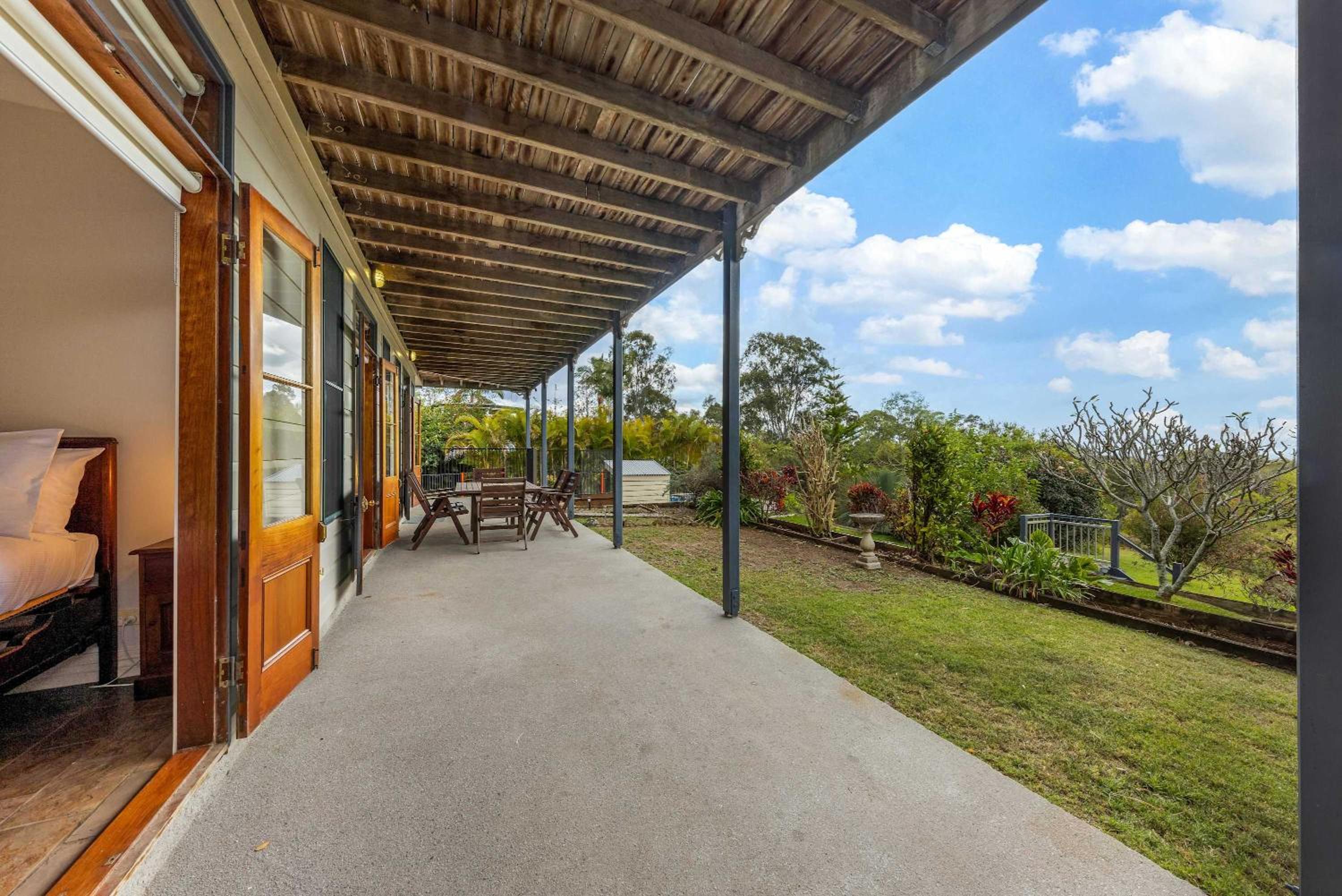 50kms of stunning ocean & hinterland views with pool