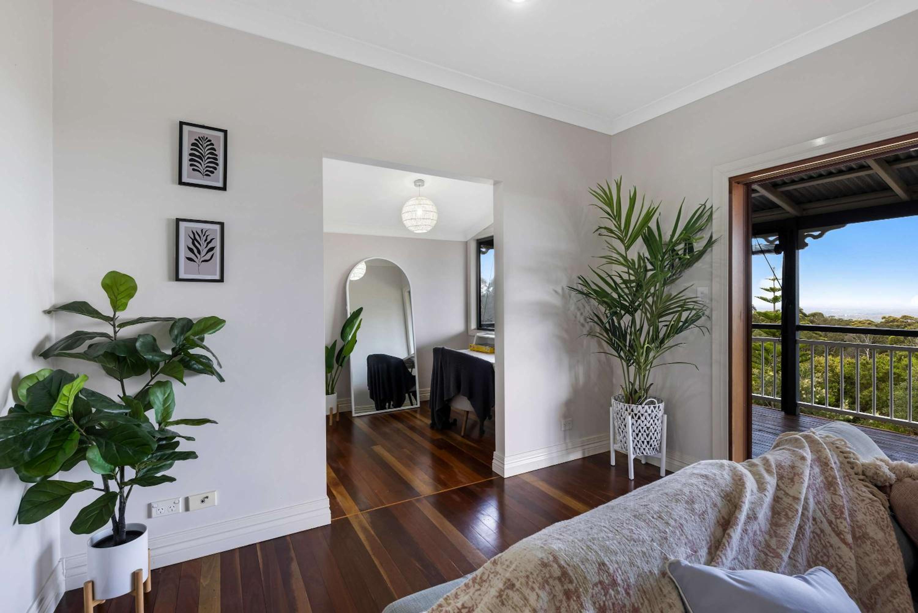 50kms of stunning ocean & hinterland views with pool
