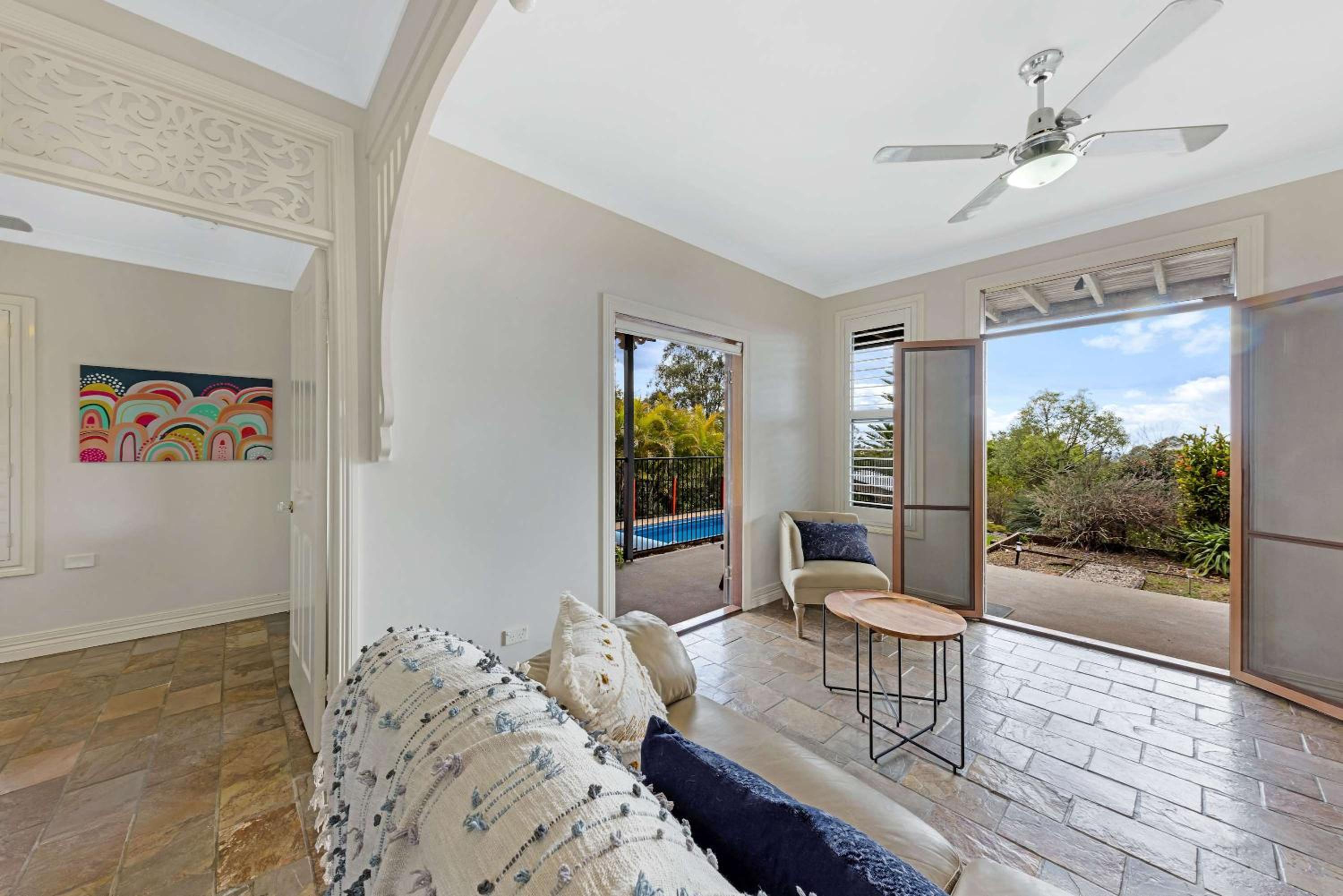 50kms of stunning ocean & hinterland views with pool