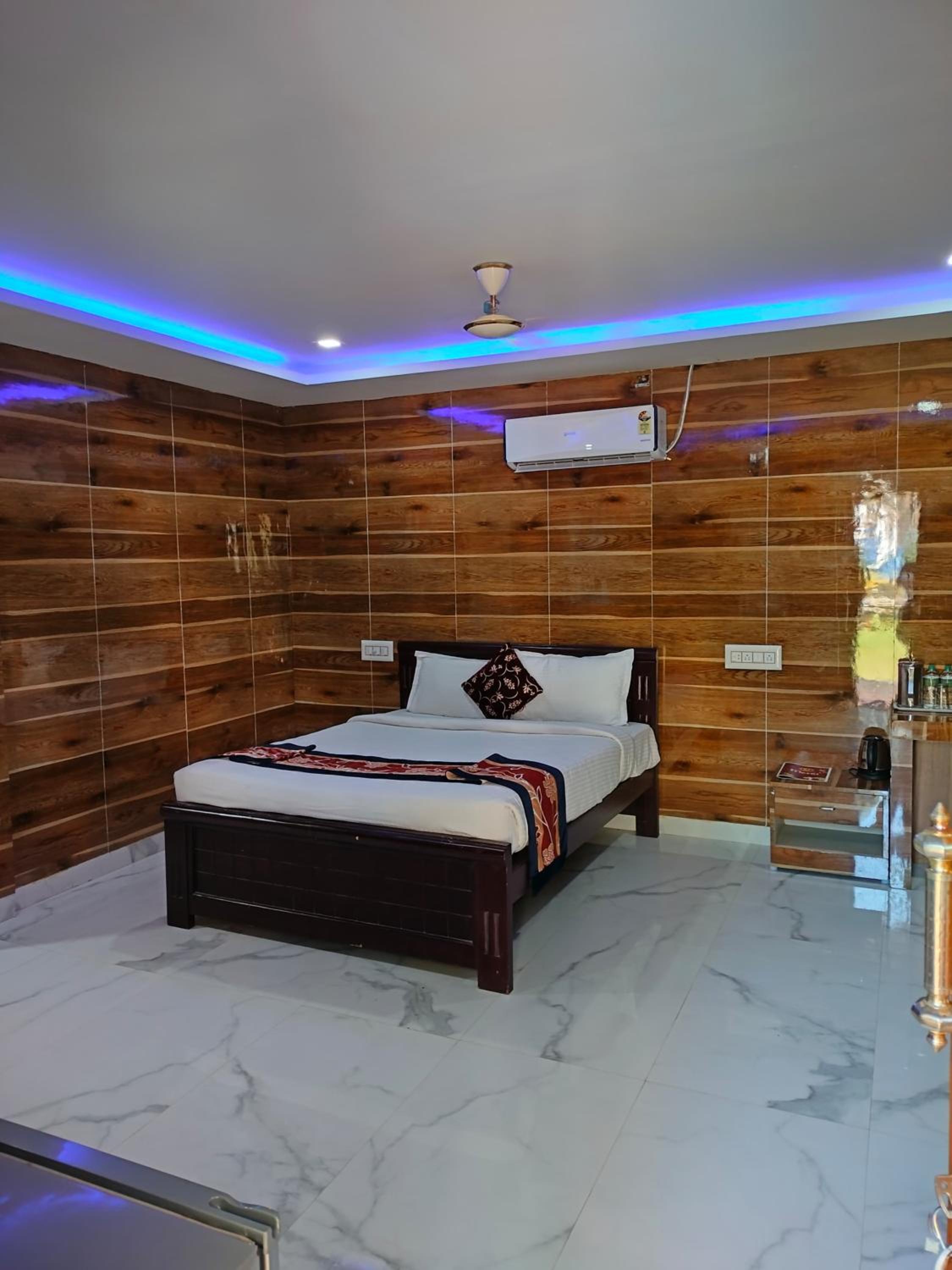 Thavika O Nila Resort & Convention Centre