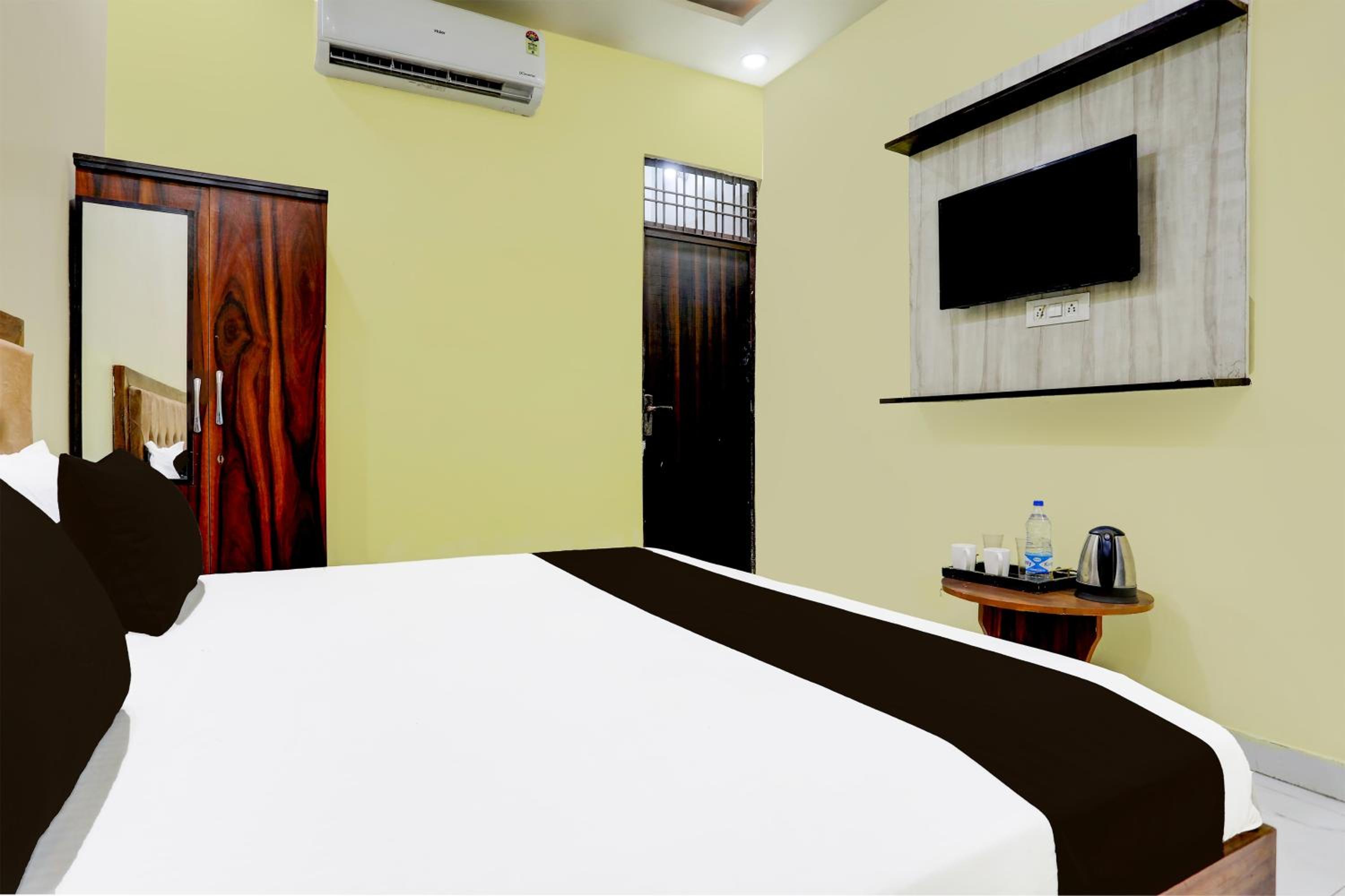 Hotel O AKASH