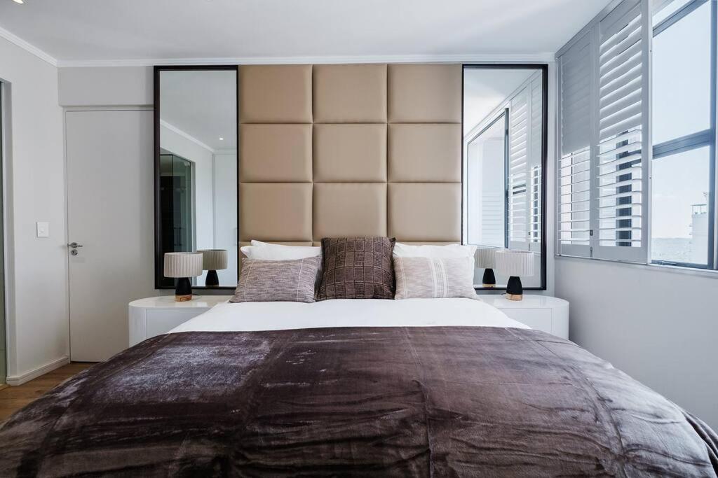 Masingita Towers - Luxurious Apartment Condo in Sandton