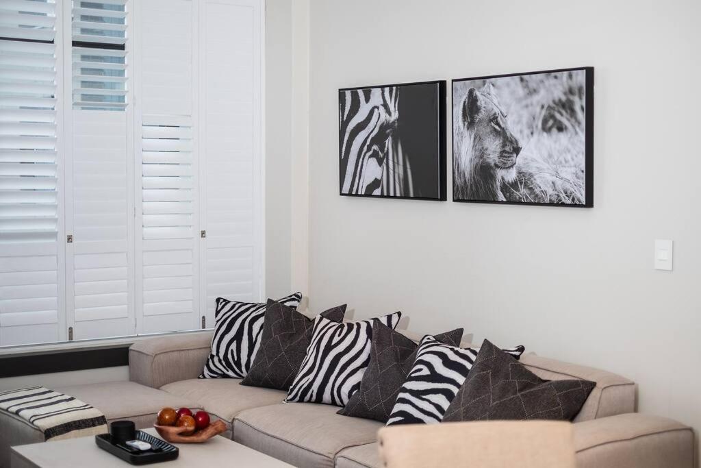 Masingita Towers - Luxurious Apartment Condo in Sandton