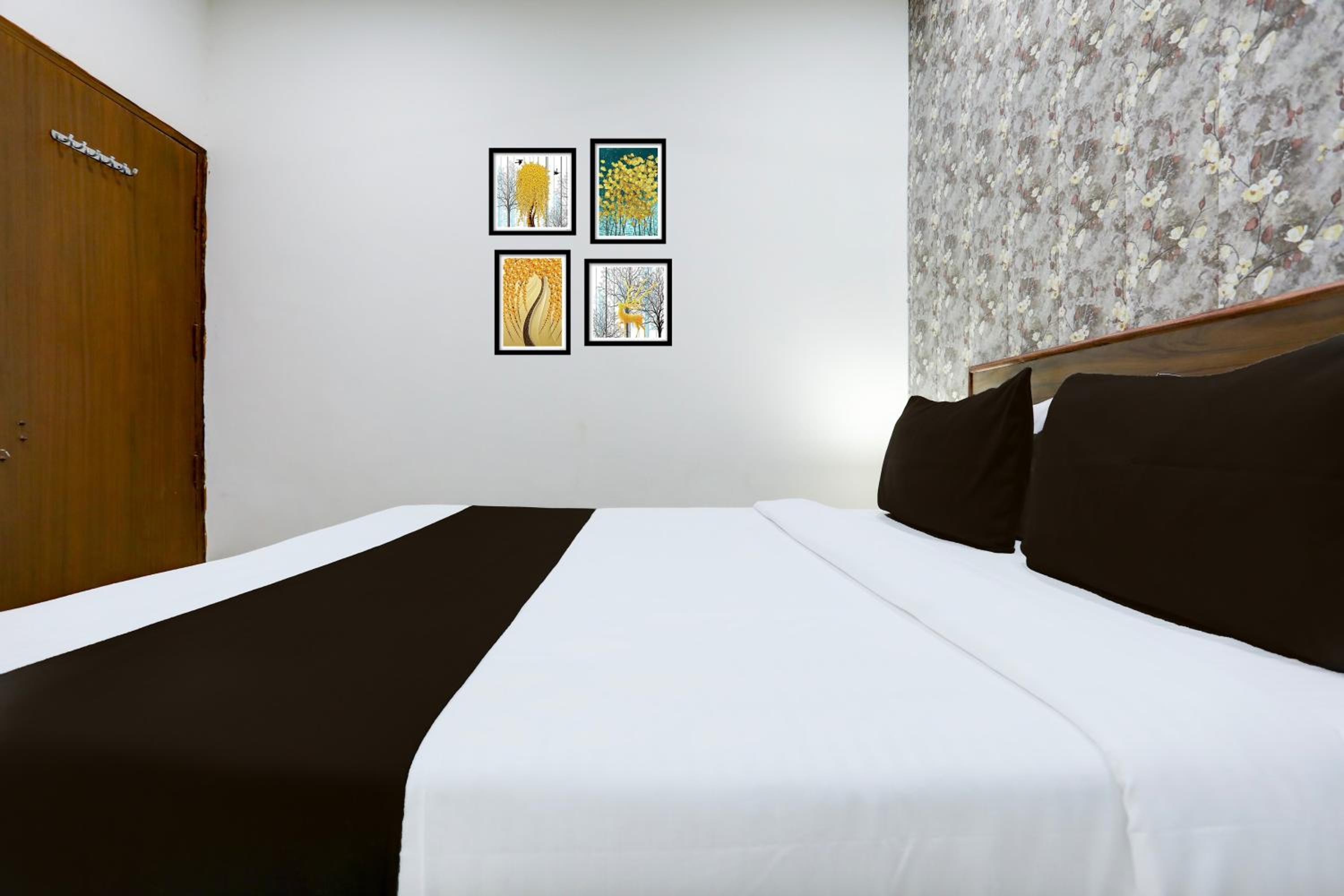 Hotel O THE LAVISH COTTAGE