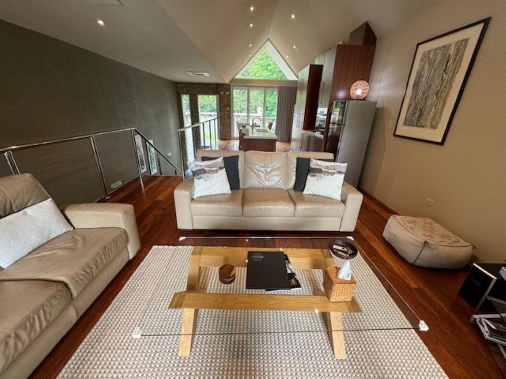 Unit 6 Centenary Park Townhouse